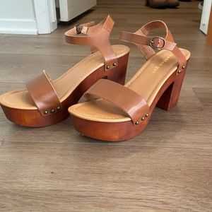 Madden Girl Women’s Lifft Platform Sandal - Cognac
